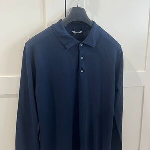 Beymen’s navy blue sweatshirts